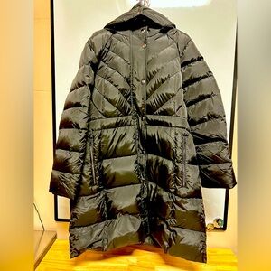 Women’s London Fog Down 3/4th length, black puffer coat. Size XL
